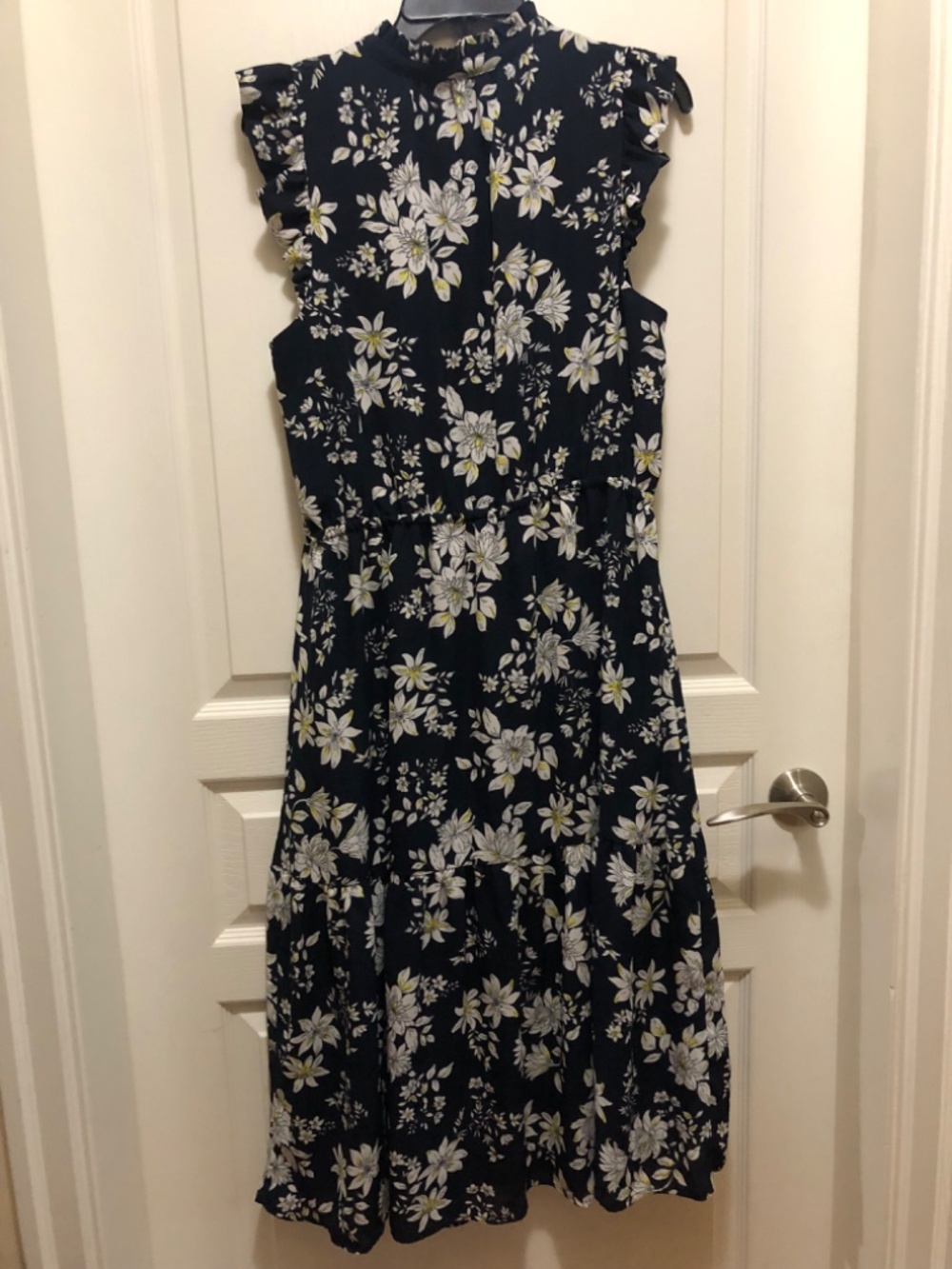 Banana Republic Size 14 floral dress navy blue white yellow tie neck ruffle - Picture 5 of 8